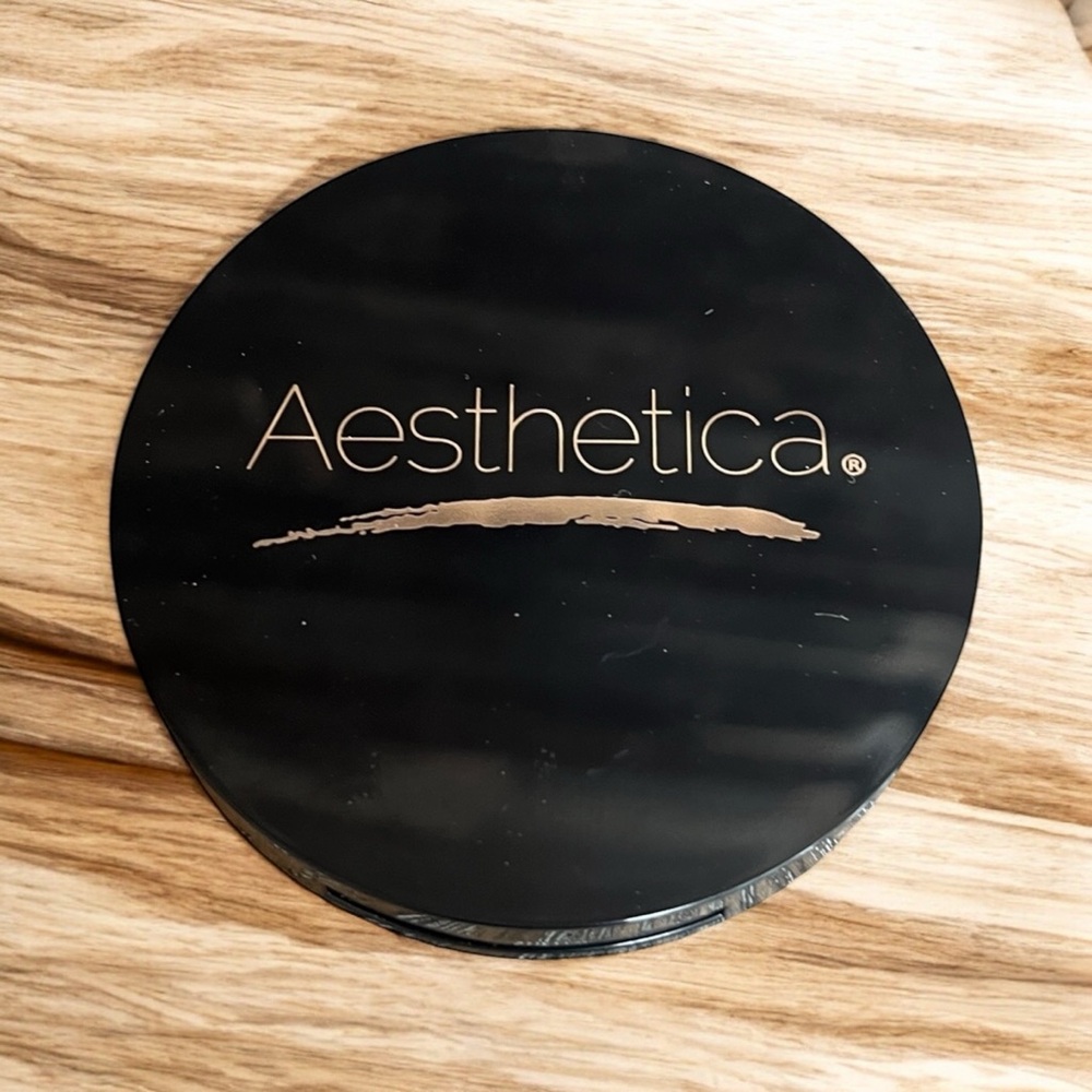 Aesthetica Sunset Bronzer – 8.2g – NEW (Box Damaged, Product Unused)